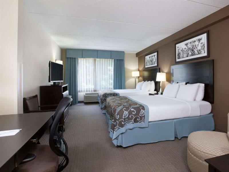 Wingate By Wyndham Garner/Raleigh South Hotel Eksteriør billede